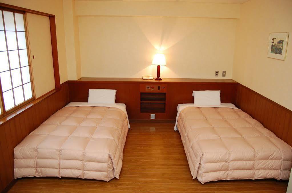 Green Hill Hotel Кобе Екстериор снимка