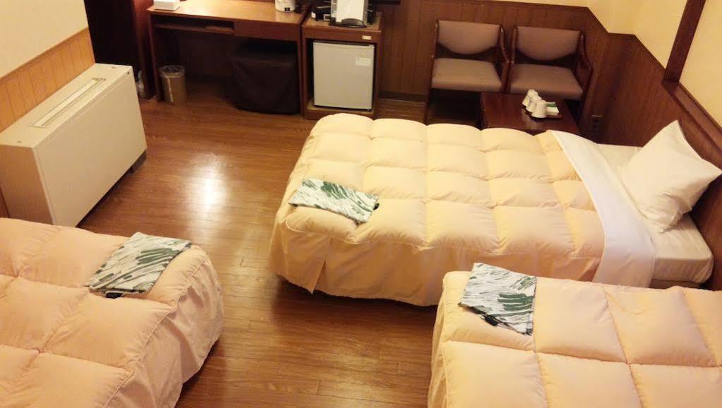 Green Hill Hotel Кобе Екстериор снимка